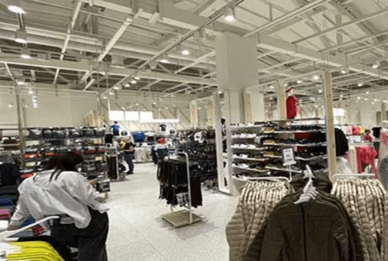 Kontrat sınıfı mağaza mobilyası nedir?