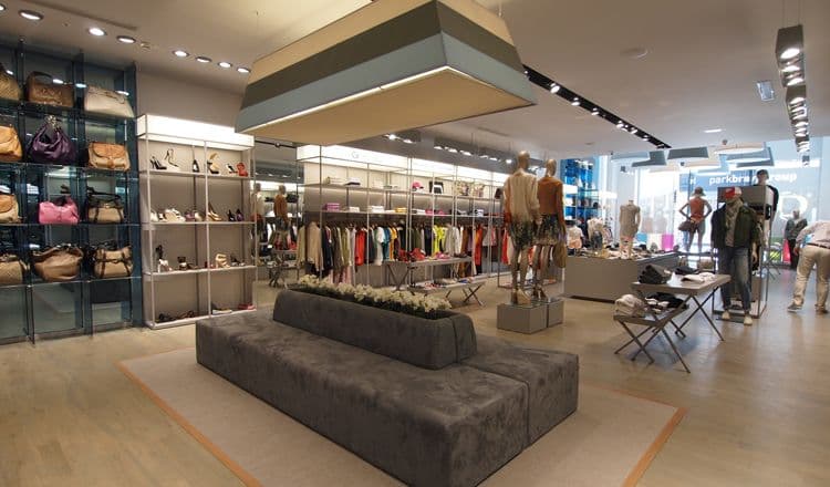 Armani Jeans — Viaport — image 3