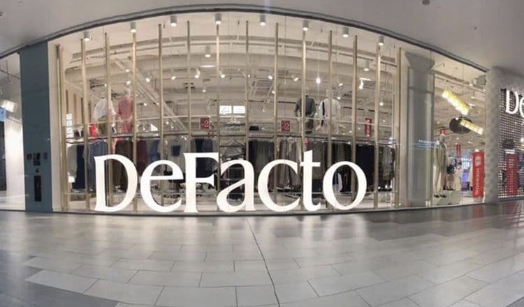 DeFacto — Kyiv Retroville — image 4